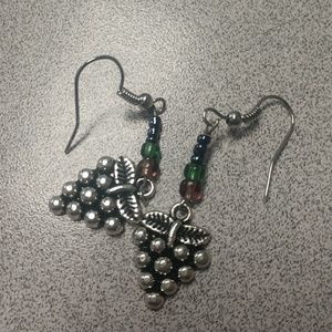 Grape earrings